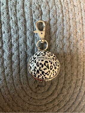 🌸WHBM Animal Print Clip-On Bag Charm/Key fob